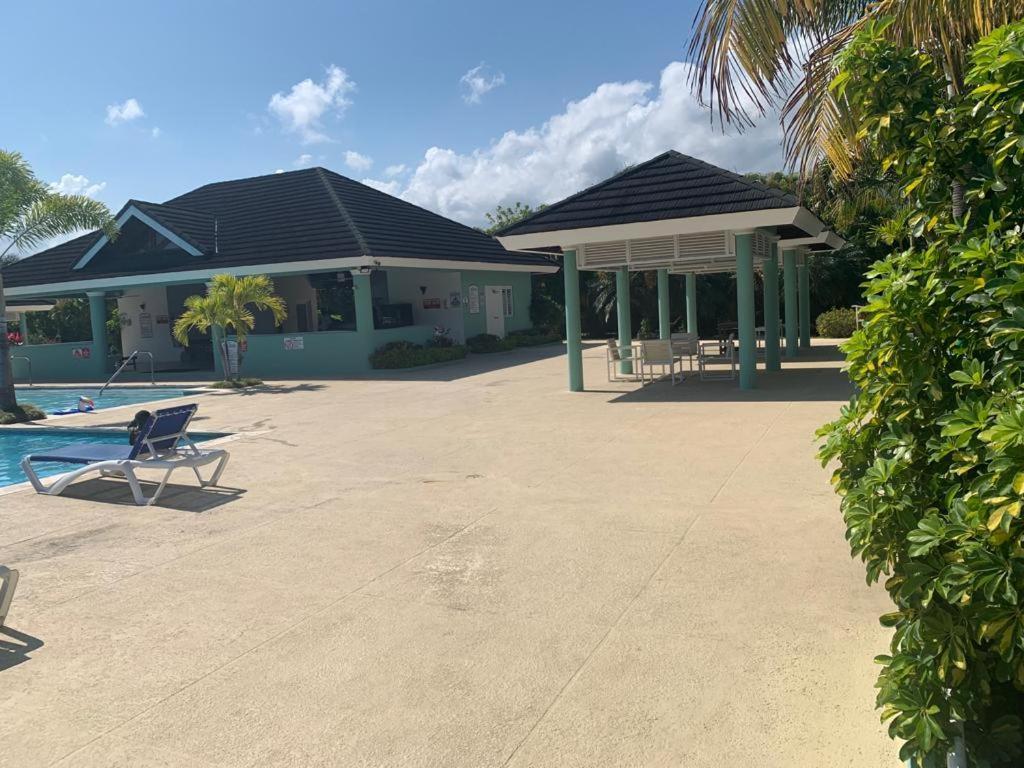 Nature'S Choice Home Richmond Palms, Jamaica Bagian luar foto